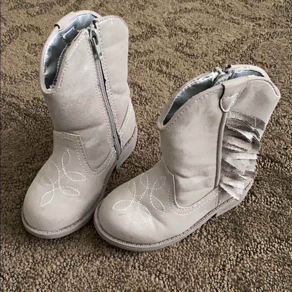 COPY - Metallic faux leather cowgirl boots